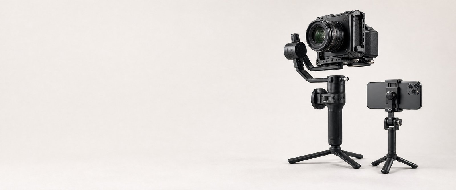 Camera gimbal and smart tracking equipment